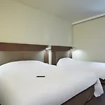 南希中心钟楼酒店 - 火车站 3*