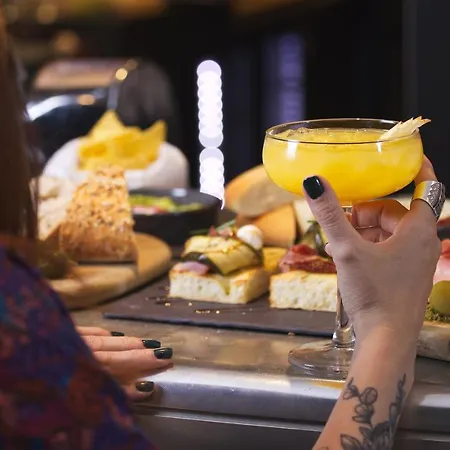 Campanile Centre - Gare