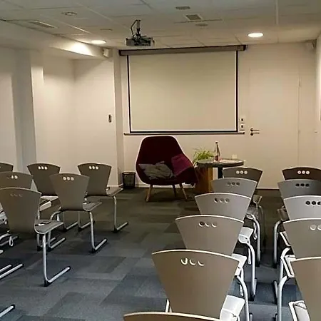 فندق Campanile Centre - Gare نانسي