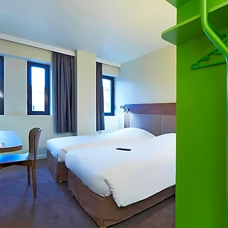 Campanile Centre - Gare فندق 3*