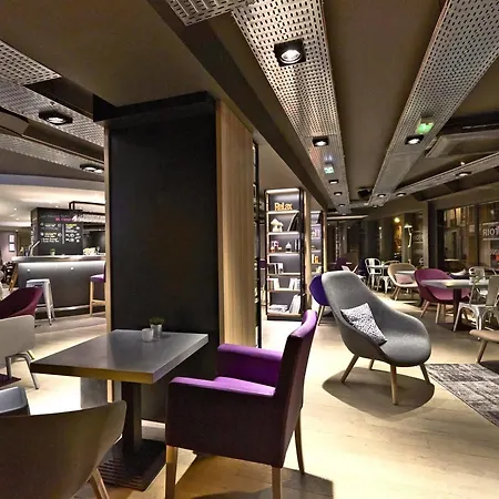 Campanile Centre - Gare מלון 3*
